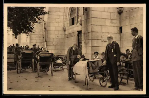 AK Lourdes, Les malades aux piscines