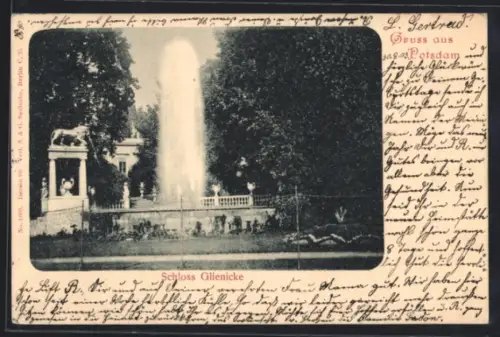 AK Potsdam, Schloss Glienicke, Springbrunnen, Löwenskulptur