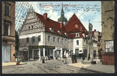 AK Brandenburg a. H., Kurfürstenhaus, Geschäft J. Neumann, Denkmal