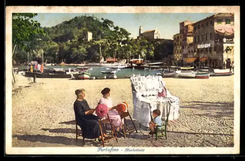 AK Portofino, Merlettaie al porto con barche e colline sullo sfondo