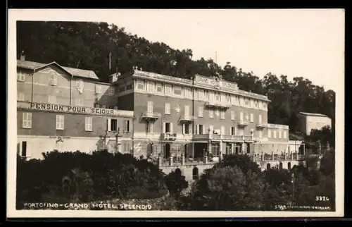 AK Portofino, Grand Hôtel Splendid con vista sulla facciata e giardino circostante