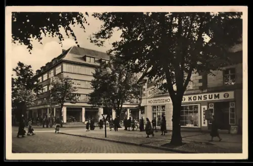 AK Wittenberge, Konsum-Kaufhaus mit Strassenpartie