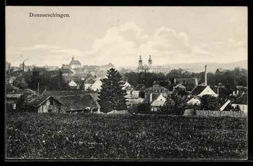 AK Donaueschingen, Teilansicht mit Kirche