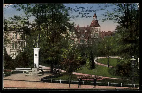 AK Güstrow i. M., John Brinkmann-Brunnen mit Anlagen