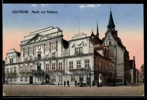 AK Güstrow, Markt mit Rathaus
