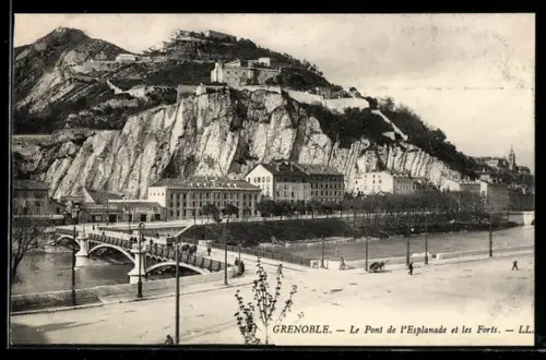 AK Grenoble, Le Pont de l`Esplanade et les Forts