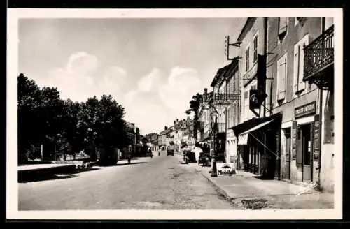 AK Souillac /Lot, Route Nationale et Place des Promenades