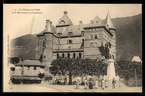 AK Vizille, le Château et le Monument du Centenaire