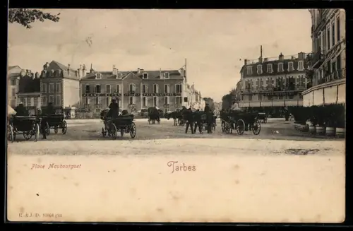 AK Tarbes, Place Maubourguet et Grand Hotel de la Paix Claverie