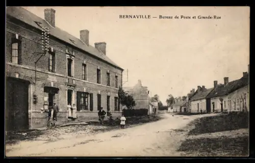 AK Bernaville, Bureau de Poste et Grande-Rue