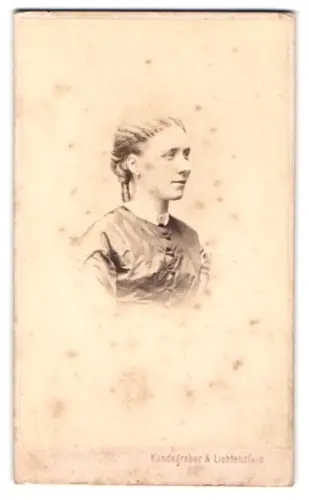 Fotografie Kundegraber & Lichtenstern, Wien, Margarethenstrasse 7, Porträt Marianne von Pitreich, geb. von Dessary