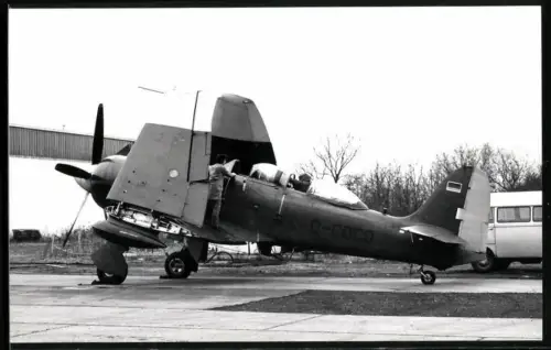 Fotografie Flughafen Lübeck-Blankensee, Flugzeug Hawker Sea Fury T205 D-COCO, Deutscher Luftfahrt Beratungsdienst