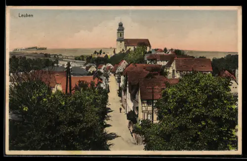 AK Leuben, Strassenpartie mit Kirche