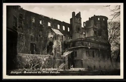 AK Stuttgart, Brandruine des Alten Schlosses