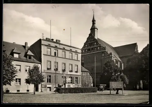 AK Bad Wilsnack, Blick auf das Rathaus, Schild Freundschaft mit der Sowjetunion