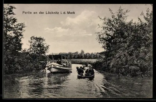 AK Erkner, Partie an der Löcknitz mit Ausflugsboot und Ruderboot
