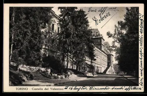 AK Torino, Castello del Valentino con viale alberato e architettura storica