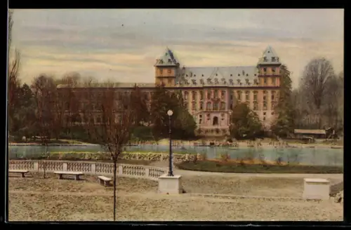 AK Torino, Castello del Valentino con giardino e fiume in primo piano
