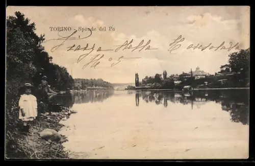 AK Torino, Sponde del Po, Vista sul fiume con bambino sulla riva e paesaggio collinare sullo sfondo