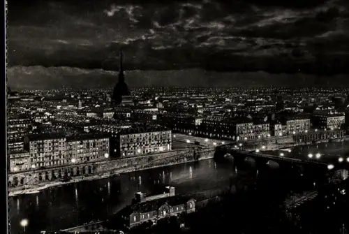 AK Torino, Vista notturna con Mole Antonelliana e fiume Po illuminato
