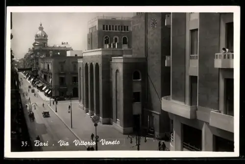 AK Bari, Via Vittorio Veneto con edifici storici e strada animata