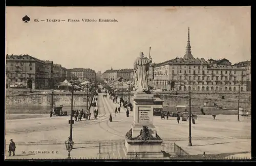 AK Torino, Piazza Vittorio Emanuele mit Statue und Blick auf die Mole Antonelliana