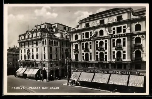 AK Padova, Piazza Garibaldi con edifici storici e negozi