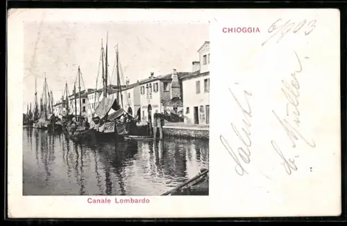 AK Chioggia, Canale Lombardo con barche a vela attraccate lungo le case