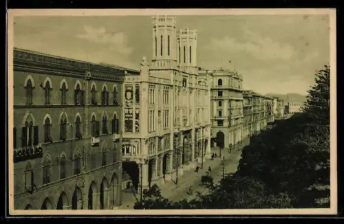 AK Cagliari, Via Roma, Vista panoramica degli edifici storici lungo la strada principale