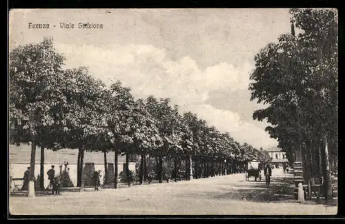 AK Faenza, Viale Stazione con alberi e passanti