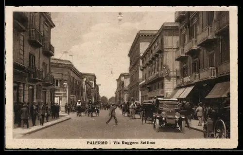 AK Palermo, Via Ruggero Settimo con carrozze e auto d`epoca