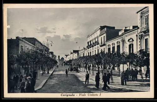 AK Cerignola, Viale Umberto I con alberi e passanti