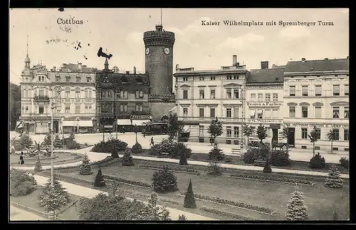 AK Cottbus, Kaiser Wilhelmplatz mit Geschäften und Spremberger Turm