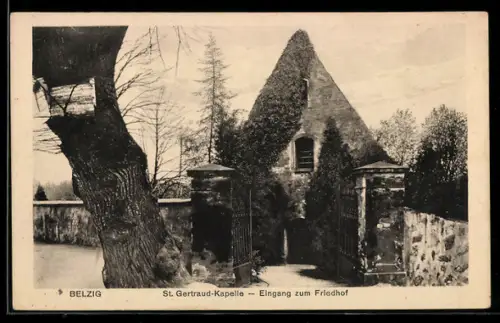 AK Belzig, St. Gertraud-Kapelle, Eingang zum Friedhof