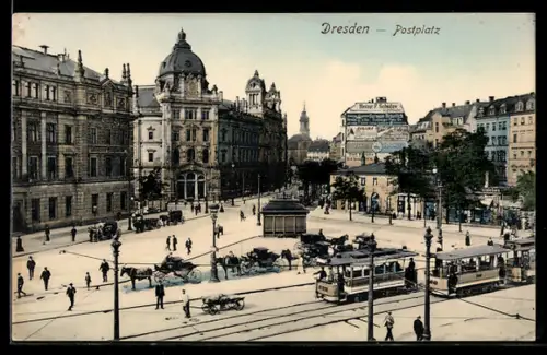 AK Dresden, Postplatz mit Strassenbahnen