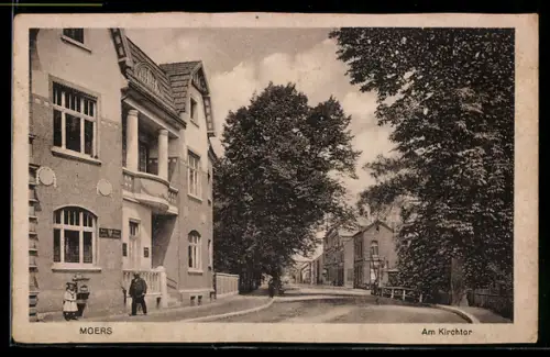 AK Moers, Strasse am Kirchtor mit Geschäft
