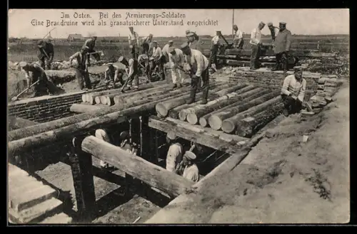 AK Im Osten bei den Armierungs-Soldaten, eine Brandruine wird als granatsicherer Unterstand eingerichtet