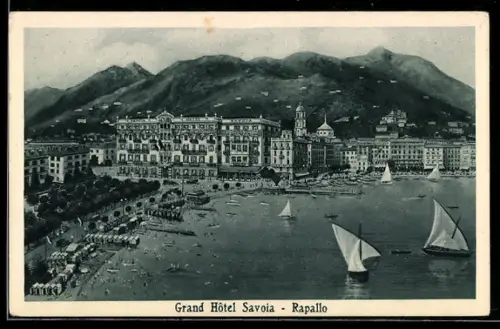AK Rapallo, Grand Hotel und Strandpromenade aus der Vogelschau