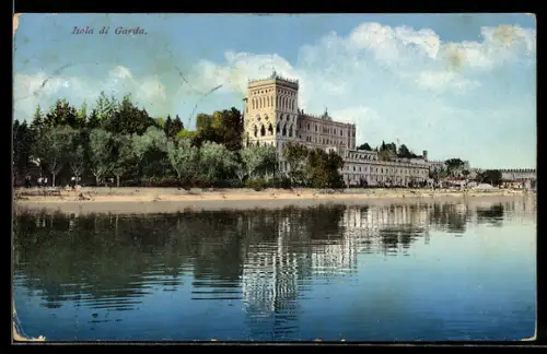AK Isola di Garda, il castello, immagine rifessa sull` lago