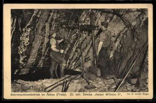AK Bergbauarbeiter beim Bohrmaschinenbetrieb im Abbau