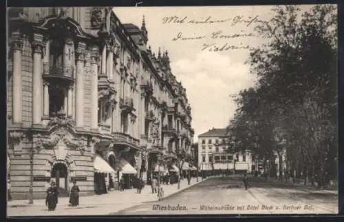 AK Wiesbaden, Wilhelmstrasse mit Hotel Block und Berliner Hof