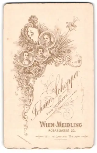 Fotografie Johann Schopper, Wien-Meidling, Rosasgasse 22, Monogramm des Fotografen umrahmt von filigranen Blumen