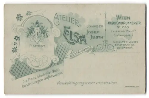 Fotografie Josef Justh, Wien, Schönbrunnerstr. 270, Krone und Wappen mit Greifen, Blumenverzierung