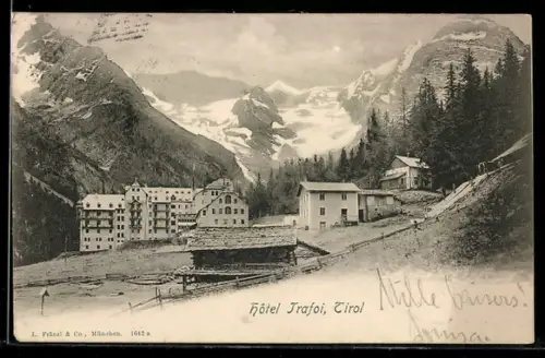 AK Trafoi /Tirol, Hôtel Trafoi con vista sulle montagne innevate e foreste alpine