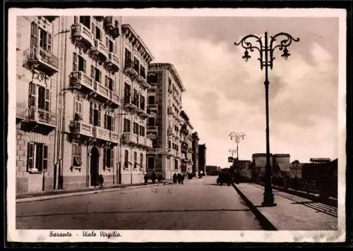 AK Taranto, Viale Virgilio con edifici storici e lampioni decorativi