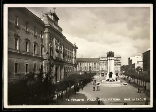 AK Taranto, Piazza della Vittoria, Monumento ai Caduti