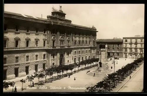 AK Taranto, Piazza della Vittoria e Monumento ai Caduti