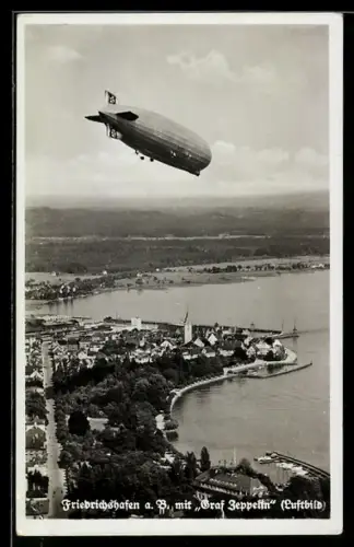 AK Friedrichshafen, Panorama mit Luftschiff Graf Zeppelin