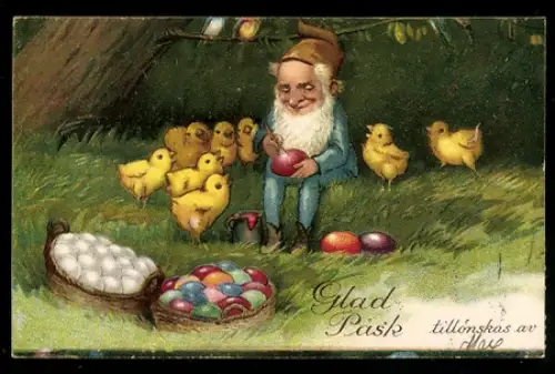 Mini-AK Zwerg bemalt Eier und ist dabei von Osterküken umgeben