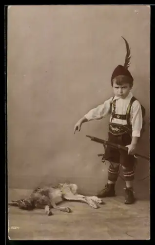 AK Kleiner Jäger hat einen Hasen erlegt